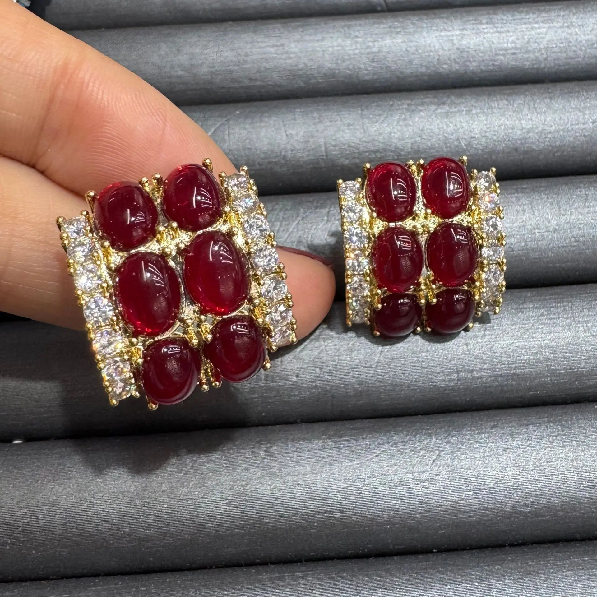 

fashion vintage earrings for women jewelry red blue stud earrings