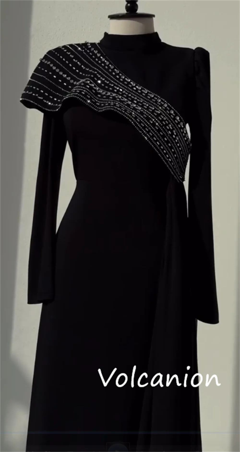 맞춤형 중국 스타일 저지 스팽글 A-라인높은 칼라 롱 드레스 맞춤형 행사 복잡한 복고풍