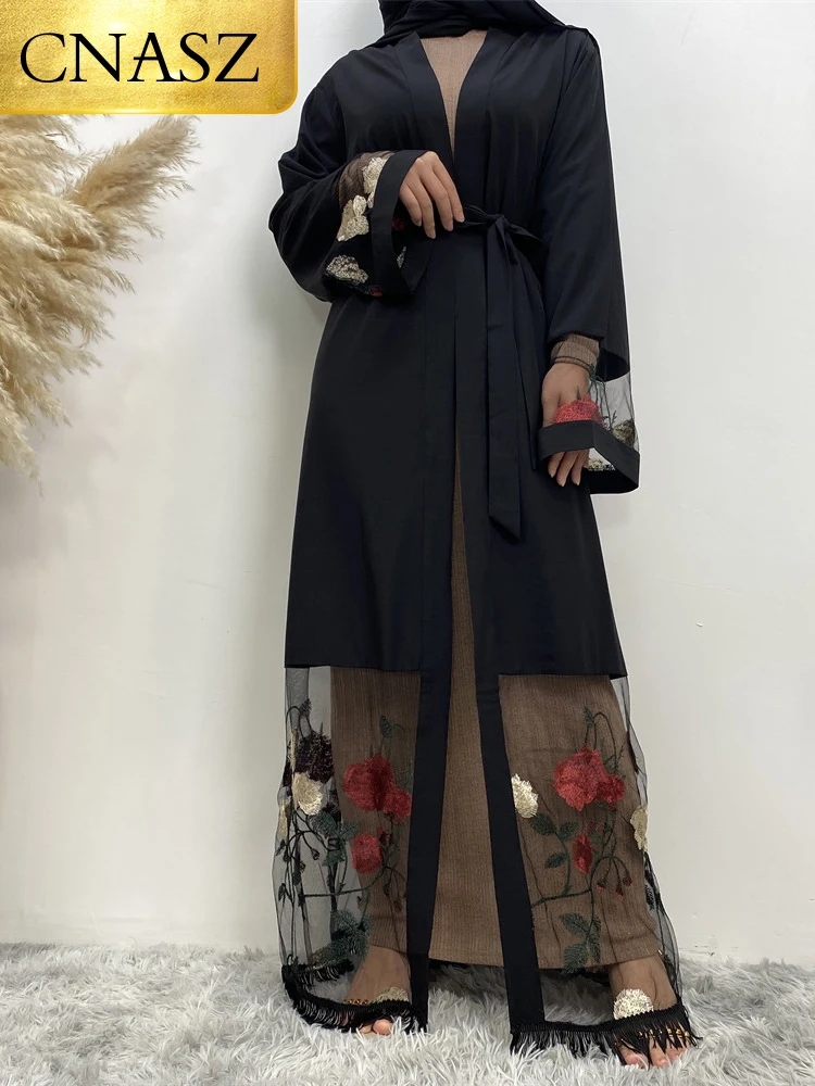 High Quality Islamic Women Dress Abaya Latest Fashion Abaya for Women Lace Floral Abaya Dubai Clothing Robe Femme Hiver Black