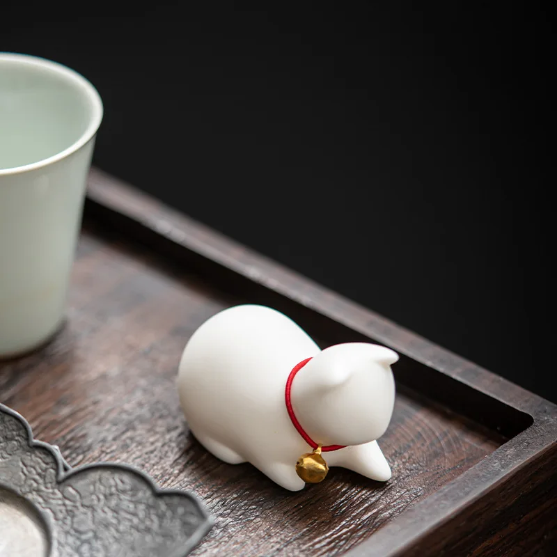 Creativity Handmade Ceramics Tea Pet Ornaments Cute Small Cat Statue White Porcelain Tea Figurine Crafts Boutique Tea Decoration