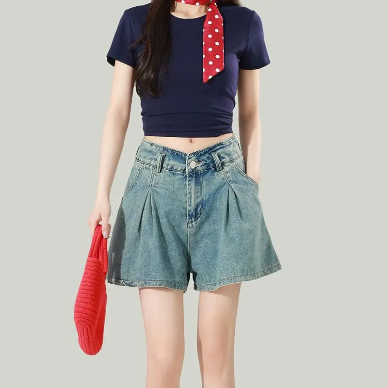 New Summer 2026 High Waist Button Detail High Quality Korean Style Denim Shorts Women's Casual Fashion Straight Leg Jeans