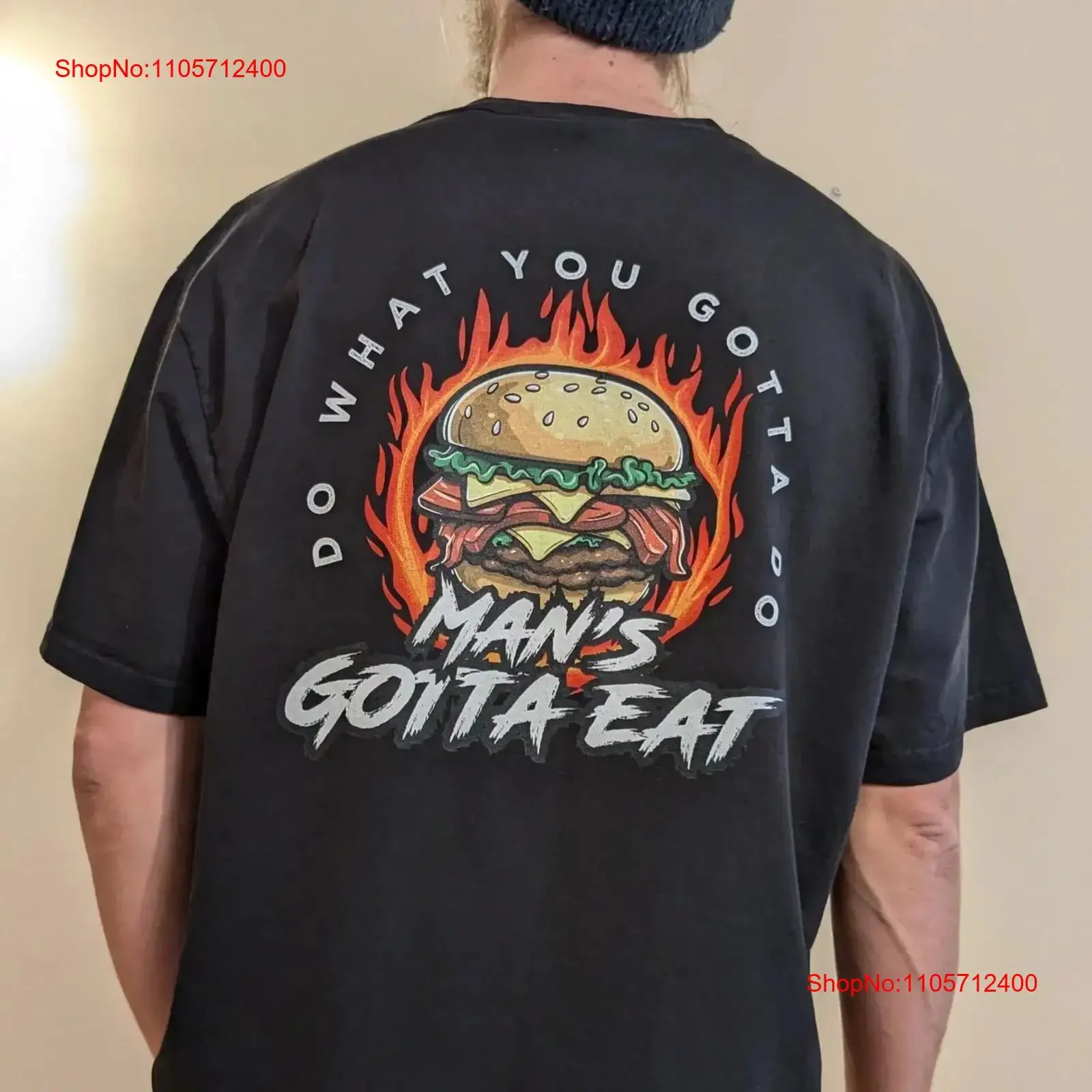 Mans Gotta Eat T Shirt Vintage Style design Aesthetic Oversized Burger Stoner Brunch Pothead Munchies Illustration vintage
