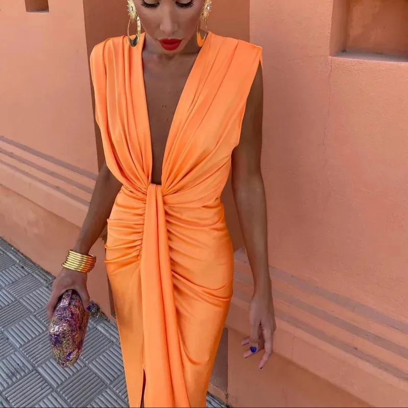 

SKMY 2025 Spring Summer Women Clothing Long Dresses Elegant Party Sexy Solid Color Pleated High Waist V-Neck Dress Sleeveless