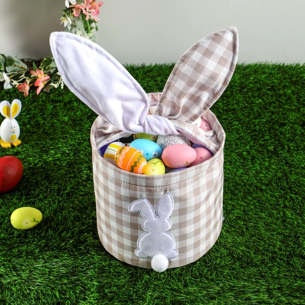 Karierter Osterkorb mit verstellbaren Hasenohren und weißer Hasenapplikation, niedliche Süßigkeiten-Geschenktüte für Kinder, Eierjäten, Frühlingsfeier – Detail 2