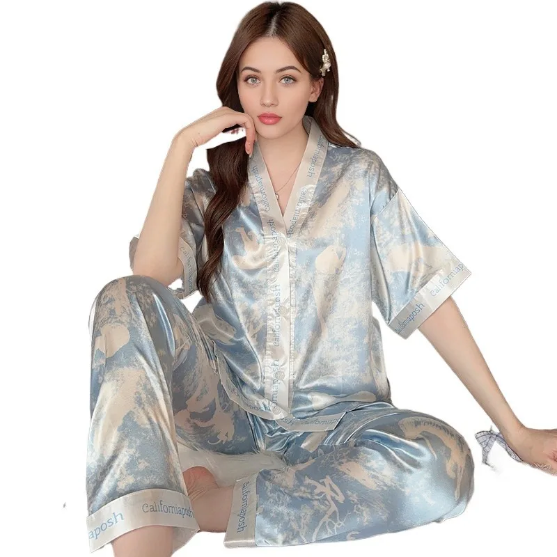 

Retro Ice Silk Long Sleeve Sleepwear Set for Women Comfortable Home Clothes Three-Piece Suit Floral Print Lightweight Summer Paj