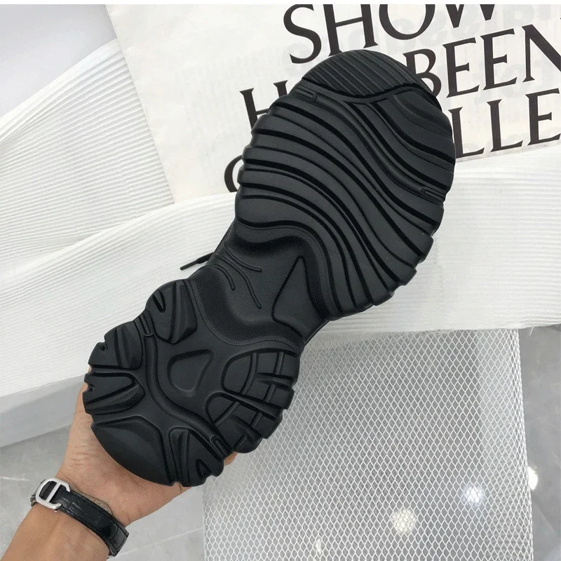 Sepatu ayah wanita, hitam 2025 Musim Semi dan Musim Gugur sol tebal kasual sepatu olahraga wanita Lace-up Mesh Platform Sneakers wanita