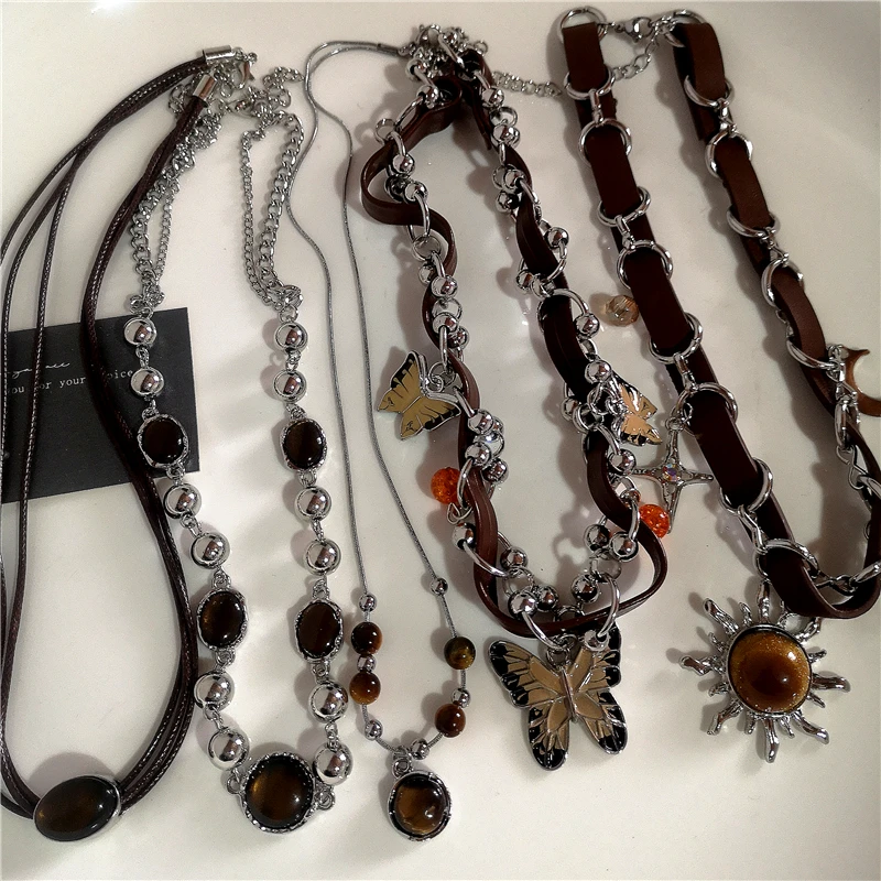Modny Punk Goth Charm Sun Cross Butterfly Wisiorki Choker Łańcuch Naszyjnik Koreańscy Mężczyźni Kobiety Y2K EMO Grunge Akcesoria Biżuteria