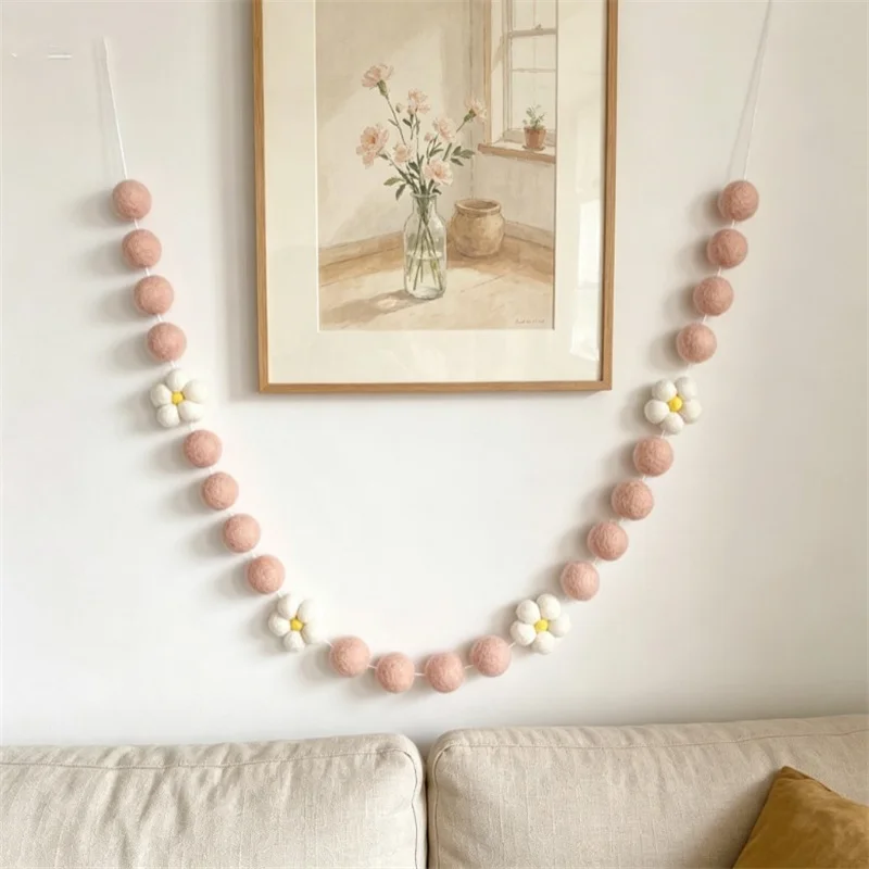 Guirnalda de Flores de Margarita con Bolas de Lana Rosa/Verde Hechas a Mano Estilo Nórdico, Decoración para Estantes, Adorno de Pared, Guirnalda de Margaritas Rosas, Decoración Navideña, Boda, Acción de Gracias, Decoración de Pared, Decoración para Tiendas, Cortinas Colgantes