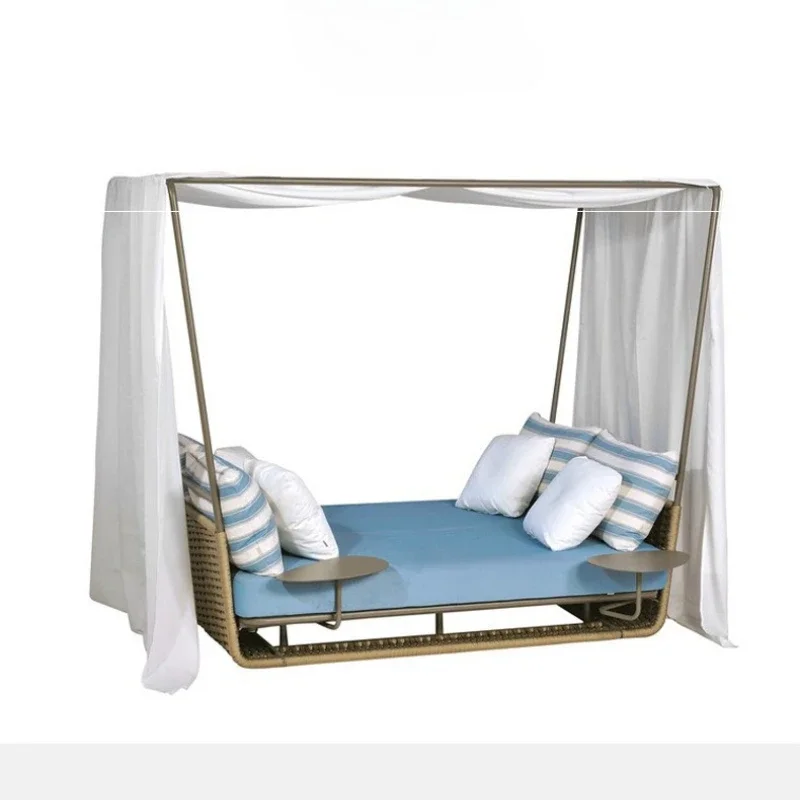 Outdoor Internet celebrity rattan bed, open-air swimming pool sea view room, floor-to-ceiling shading villa outdoor bird's nest