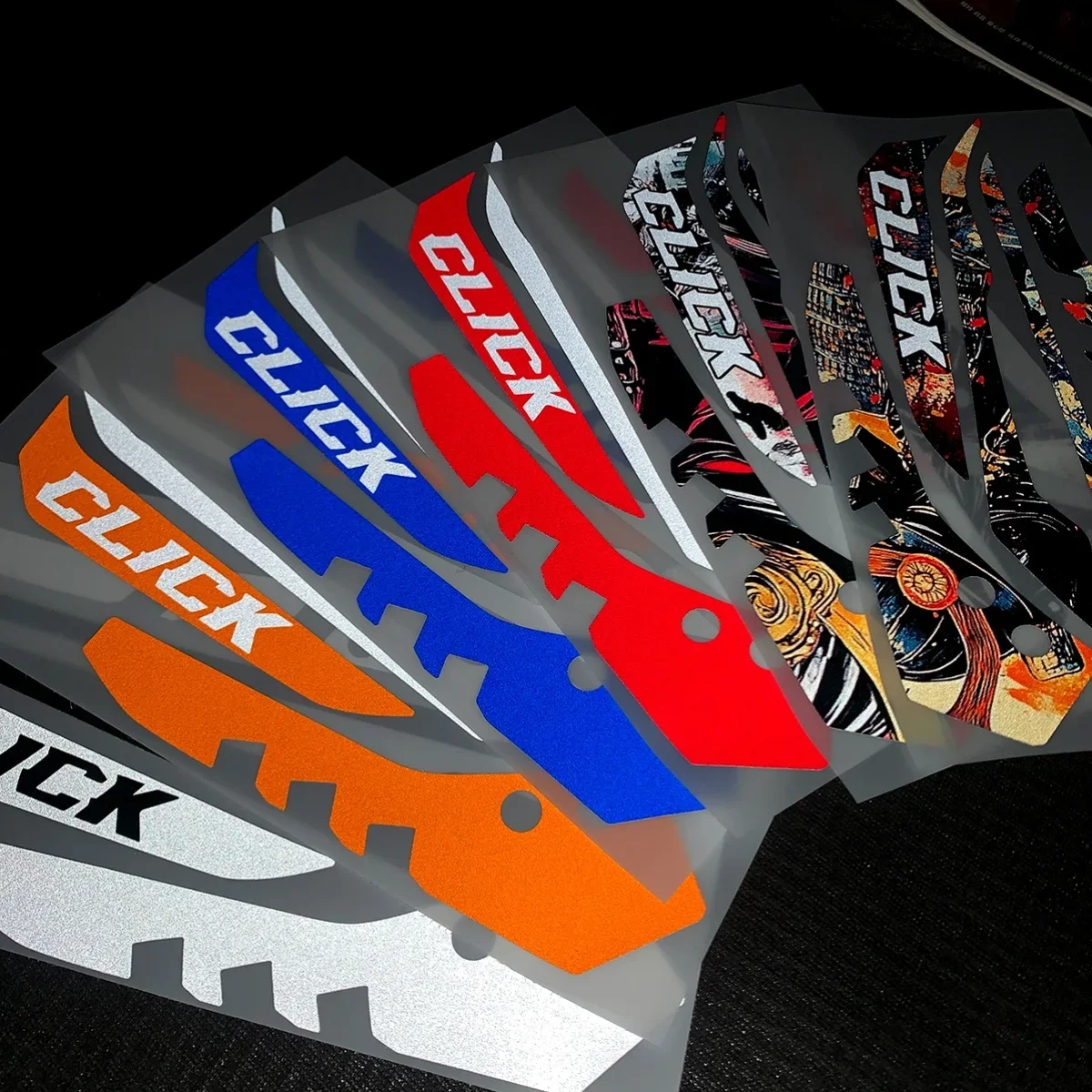 مجموعة واحدة من ملصق محرك الدراجة النارية "CLICK" لتزيين التصميم، ألوان وتصاميم متعددة، ملحقات لاصقة