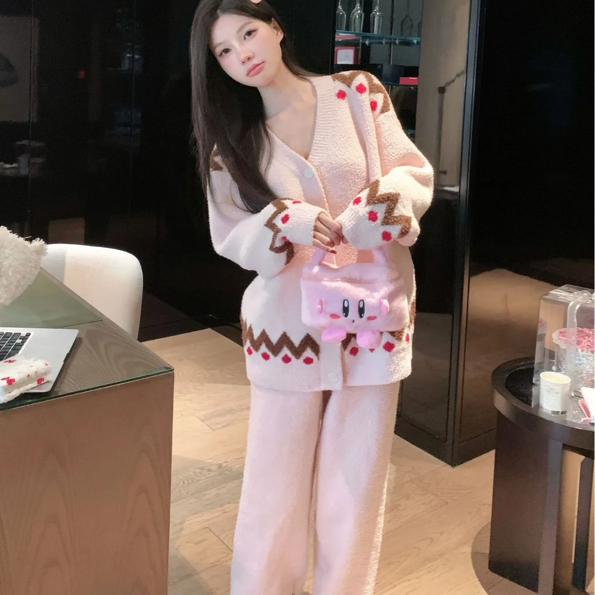 Sweet and Cute Autumn/Winter New Women's Half Velvet Pajamas Home Clothes Thick and Warm Simple Korean Lazy Pajamas