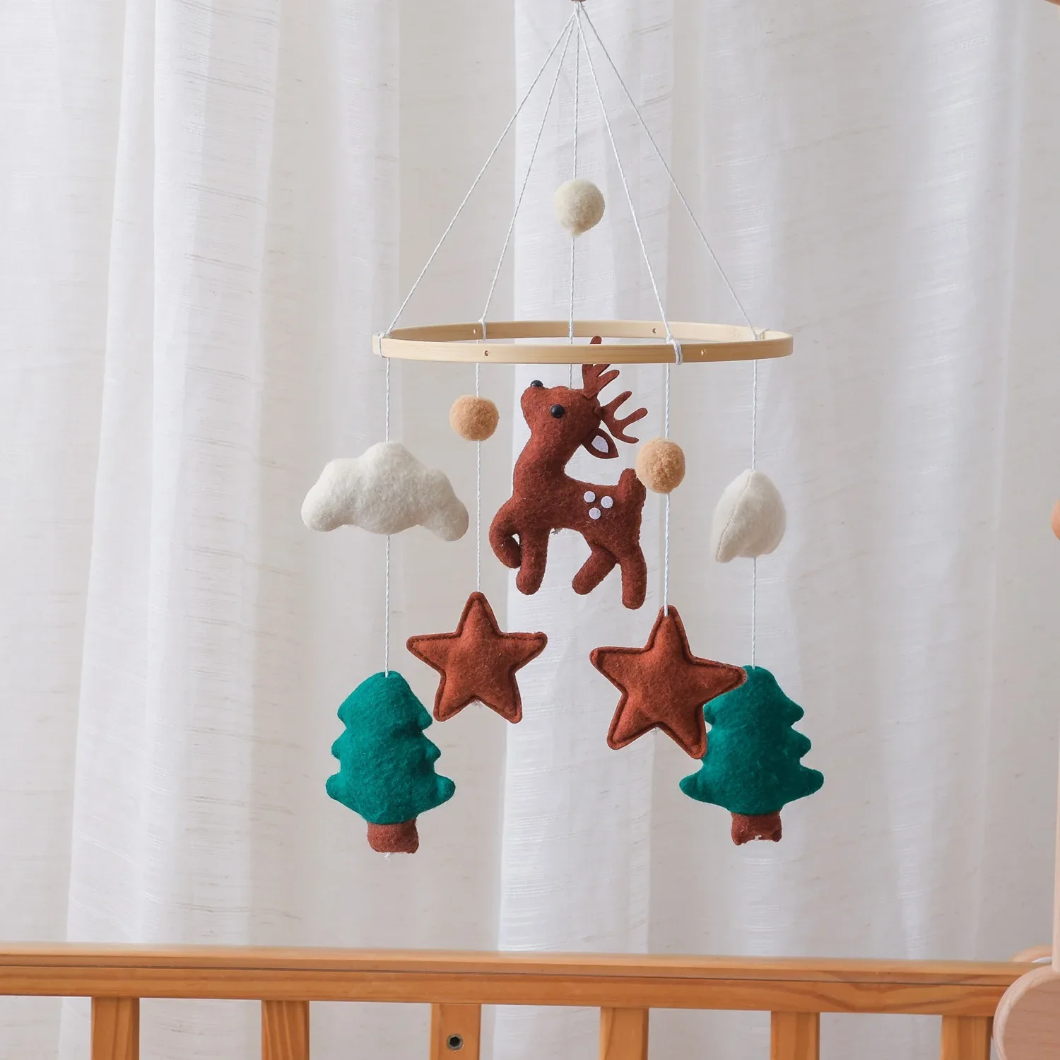 Faire des hochets en bois pour bébé feutre doux dessin animé forêt cerf lit suspendu cloche berceau Mobile jouets éducatifs Montessori hochets pour bébé cadeaux