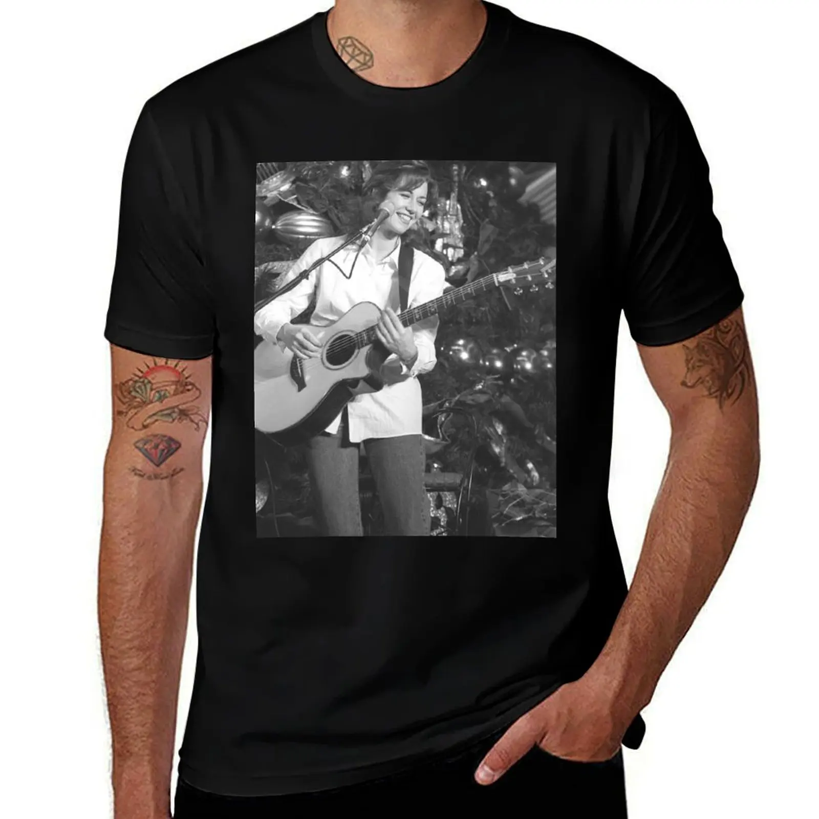 Amy Grant BW Photograph T-Shirt Large Size Soft Cotton T-Shirt