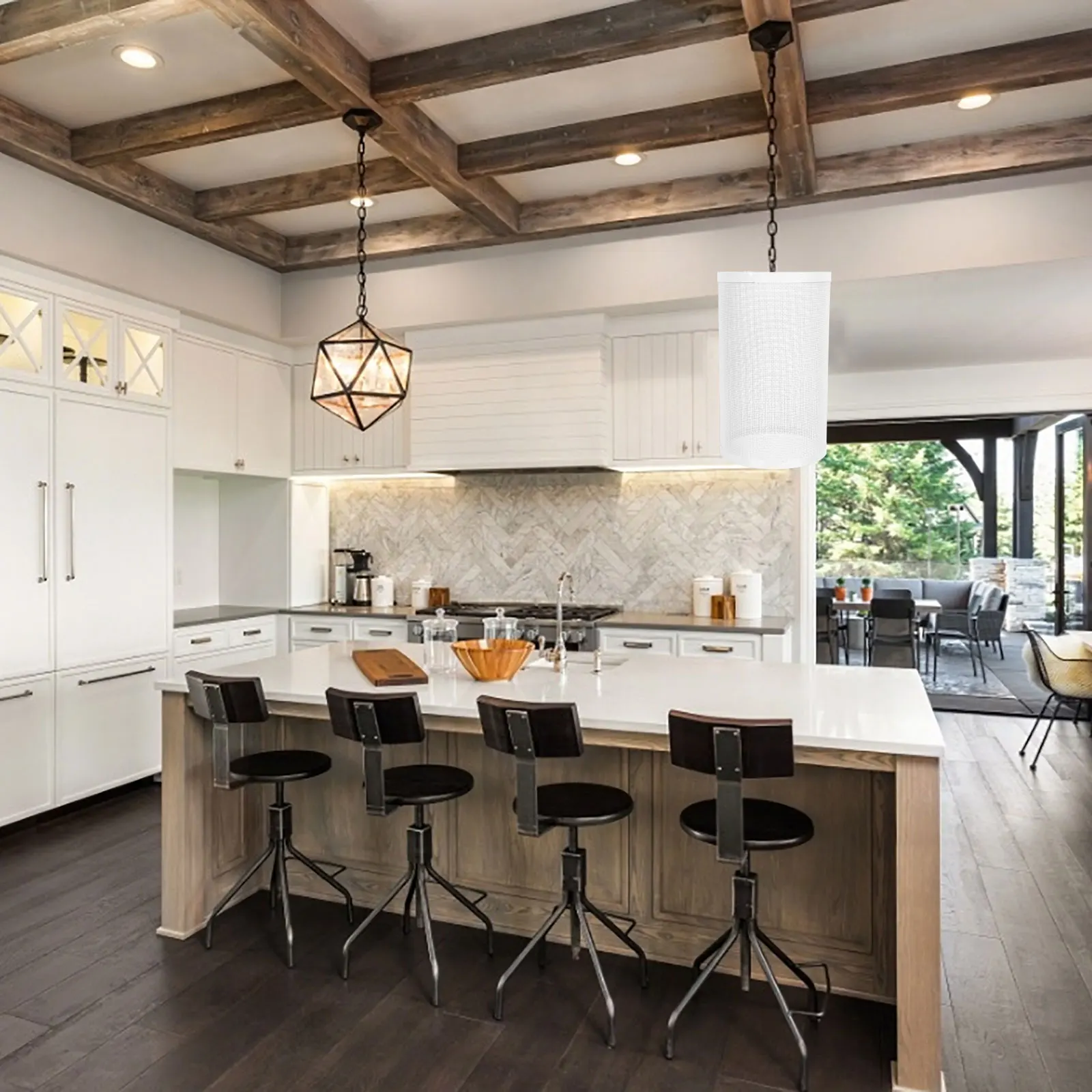 

1Pcs Simple Iron Art Hollowed Out Lampshade Decorative Hanging Lamp Cover Practical Ceiling Light Cover for Living Room