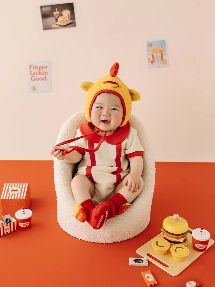 Baby 100 Days Photography Props Baby Romper+chicken Hat Set Fast Food Theme Props for Studio Infant Milestone Photo Accessories