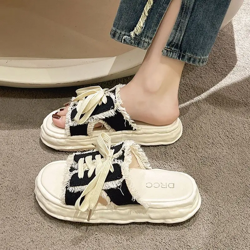 Fashion Sandals Platform Designer Slipper Woman Elegant Slippers For Women Summer New 2024 With Korean Style Green Cute Shoes