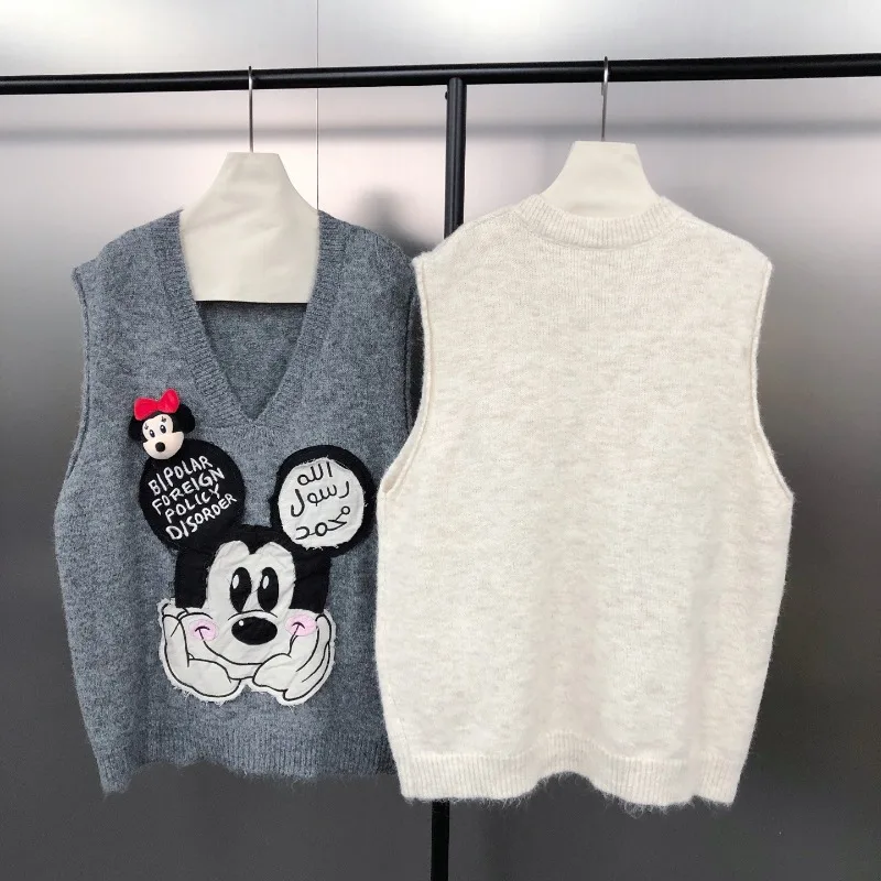 Autumn Winter Beautiful Embroidered Patch Knitted Vest For Women Korean Style V-neck Layered Sleeveless Sweater Waistcoat Jacket