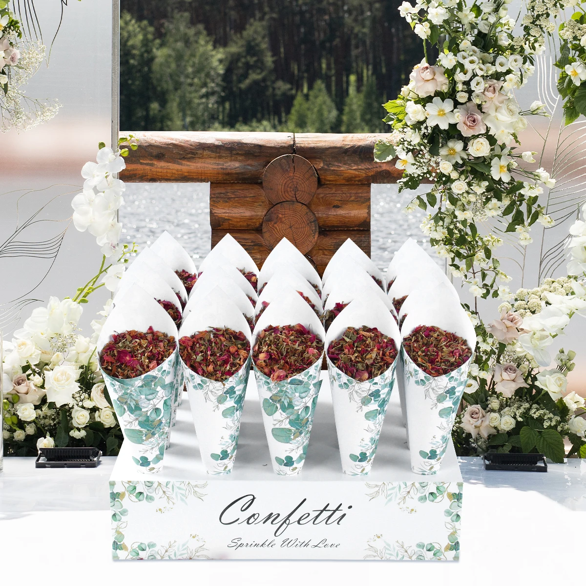 Conos de Pétalos: Una Guía Completa para Decoración de Bodas y Eventos