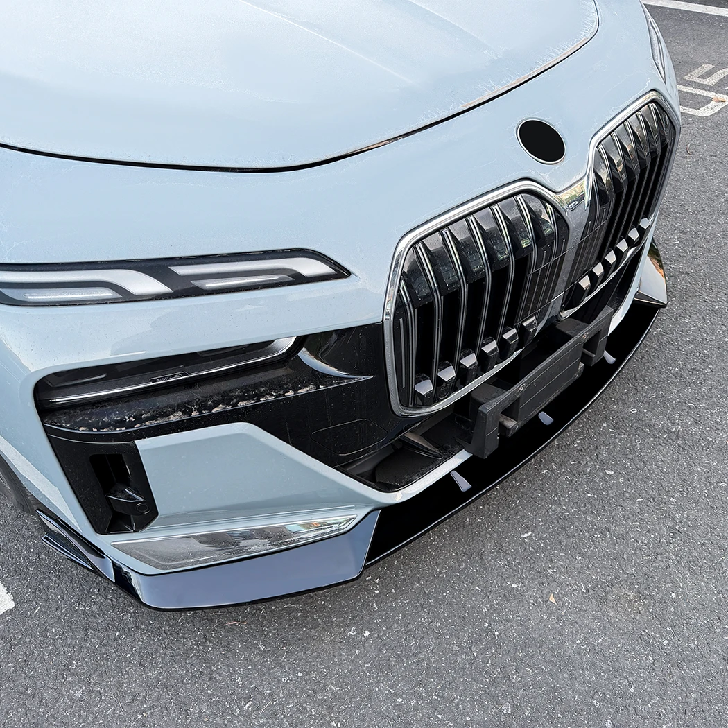 

Car Front Bumper Lip Splitter Diffuser Body Kit For BMW 7 Series i7 G70 G73 2023+ Spoiler Bumper Guard Protector Parts