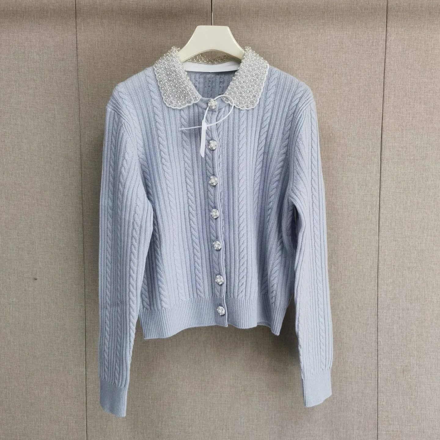 

Женский вязаный кардиган MaSande Early Spring 25 с длинными рукавами, на пуговицах, с воротником-стойкой, стандартный крой, для повседневной носки, производство Китай