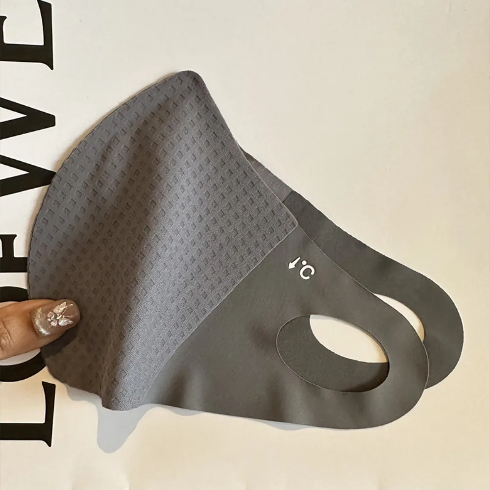 Hot Sale Breathable Ice Silk Mask Traceless Anti Pollen Sunshade Mask Cellular Ultrathin Face Veil Summer