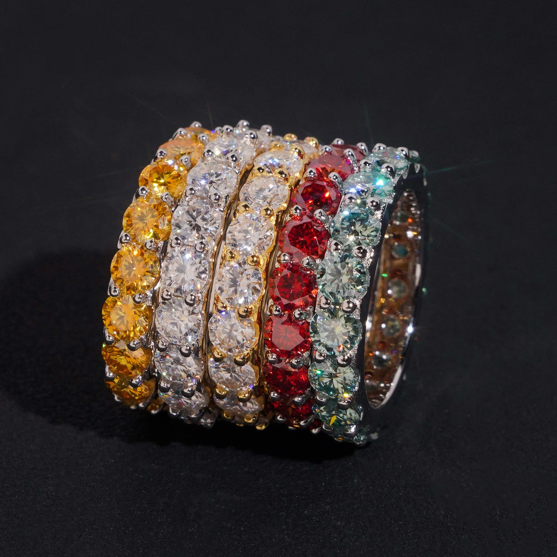 أفضل بيع موضة الوافدين الجدد 4 مللي متر S925 GRA شهادات مجوهرات الزفاف الملونة ممتازة مويسانيتي الخلود الفرقة الدائري