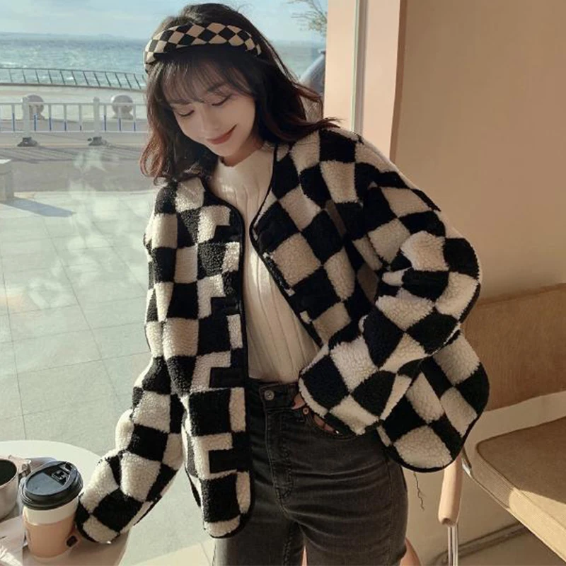 Fashion Patchwork Checkerboard Jacket Thicken Warm Imitation Lamb Hair Jacket 2023 Autumn Winter New Loose Casual Women's Jacket