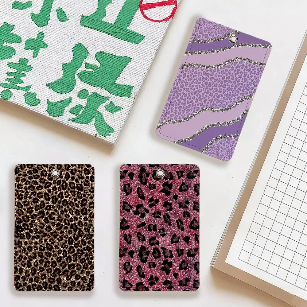 

Модный персонализированный леопардовый держатель для карт, органайзер для кредитных карт и удостоверений личности, милый кошелек, повседневный аксессуар, игривый аксессуар