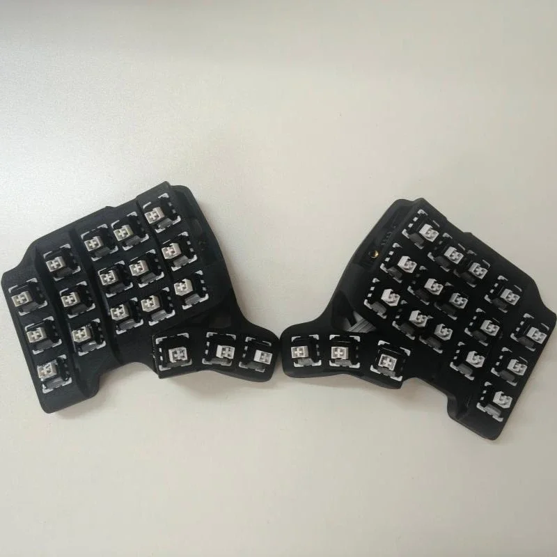 Charybdis nano split teclado sem fio bluetooth teclado ergonômico zmk mudança de chave teclado mecânico permutável quente personalizado