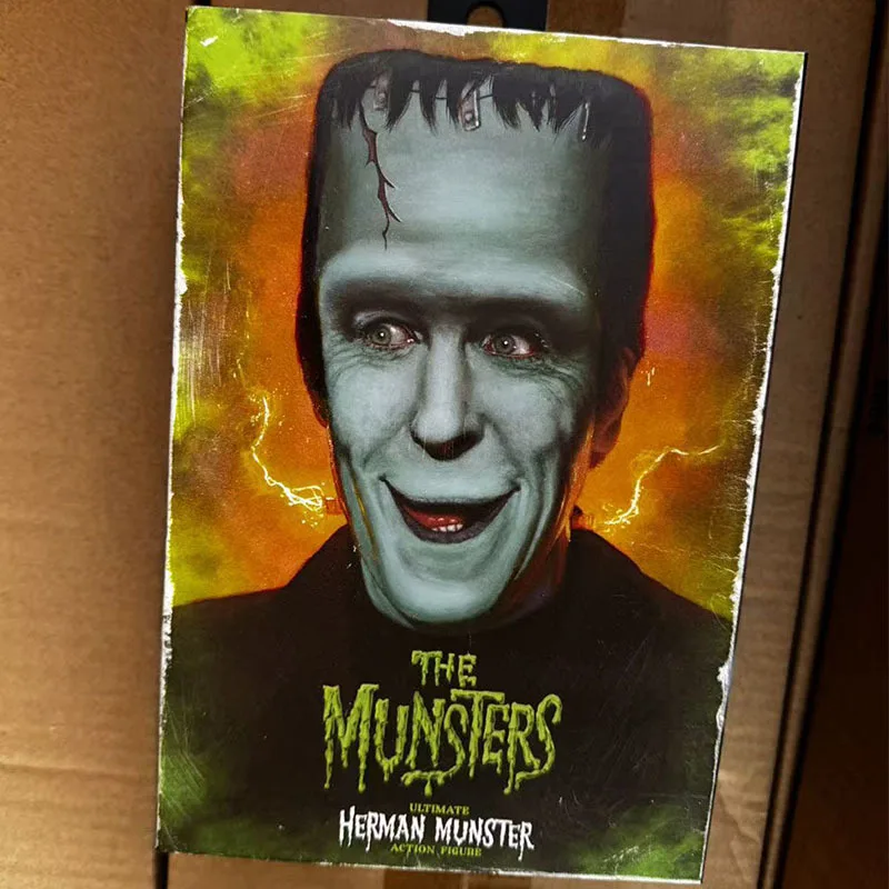 

NECA 56090 The Munsters Figure The Count Herman Munster Action Figuras Anime Peripheral 7-Inch Model Doll Ornament Gift Original