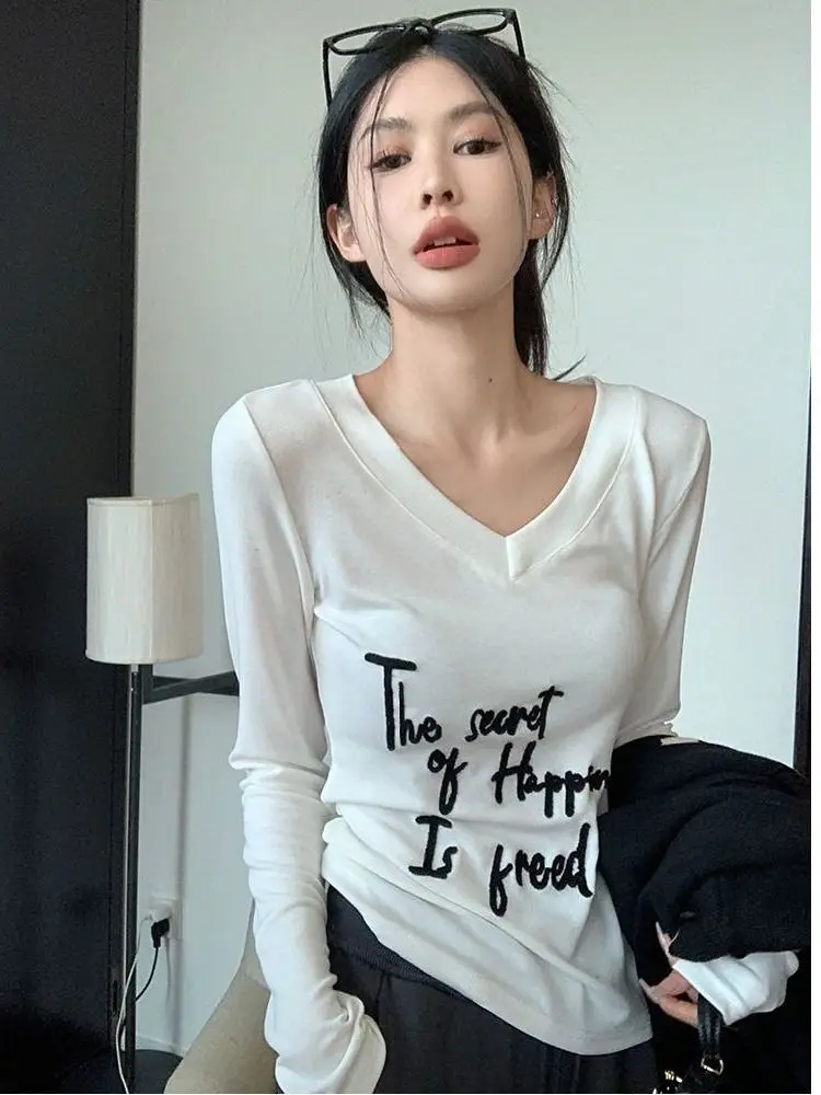 Korean Chic Long Sleeve Base Shirt Women Early Autumn New Slimming V-neck Letter Print Top Ladies Fashion T-shirt