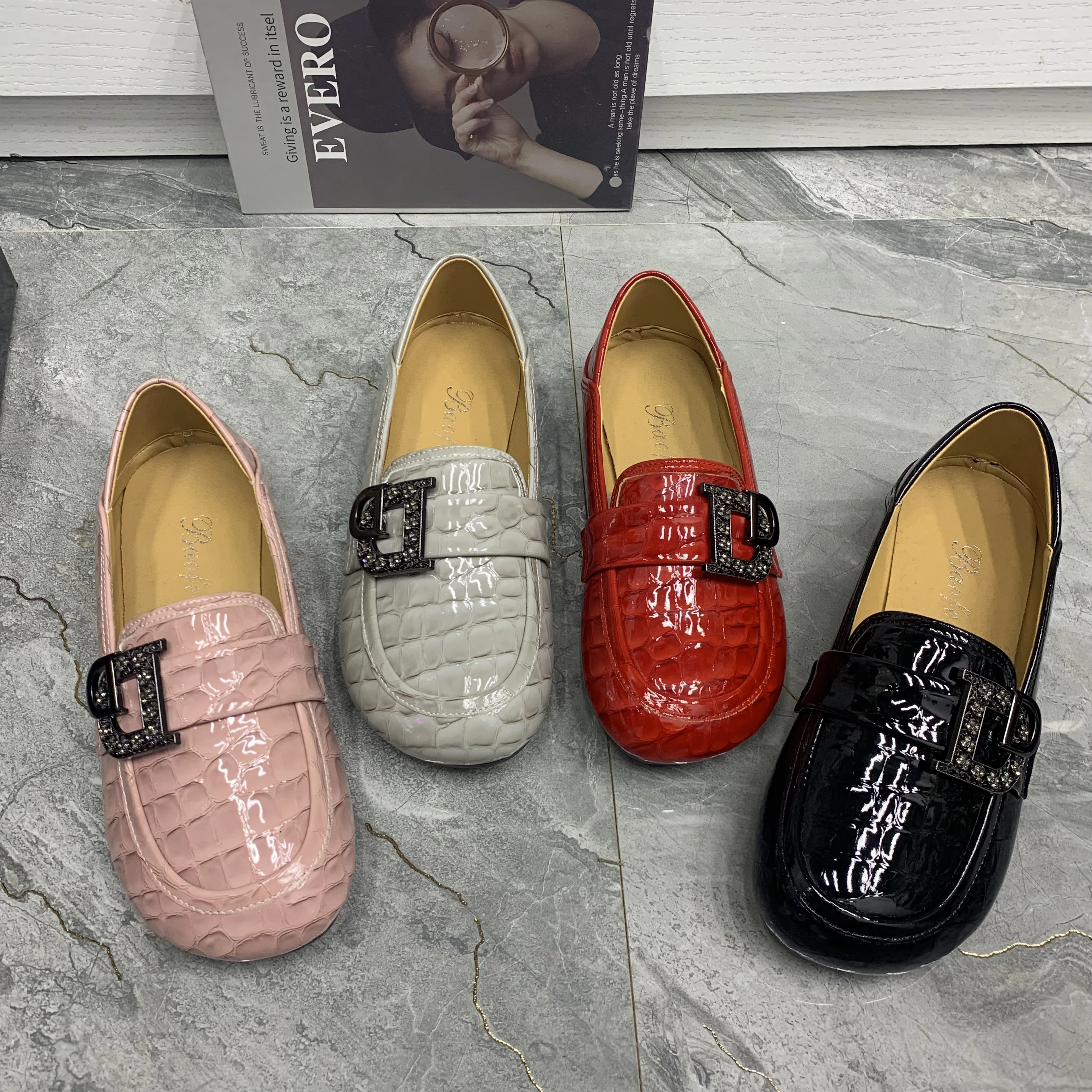 Women Flats Shoes Patent Leather Shoes Women Casual Mullers Plus Size Fashion Luxury Brand Shoes