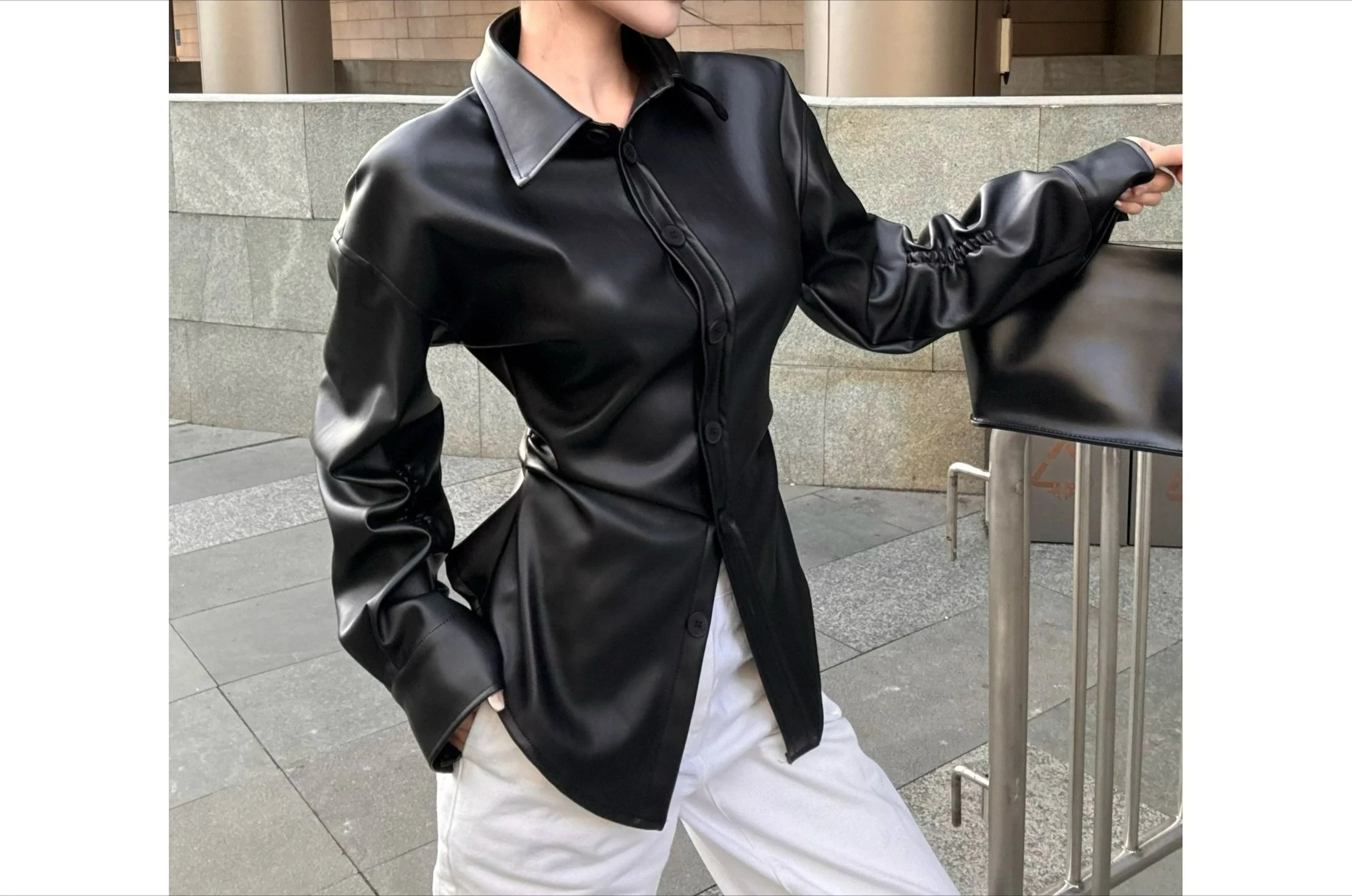 

Vintage Black Lapel Shirt Jacket Women's Spring Senior Feeling Waist Pleated Leather Jacket Temperament Cardigan Top