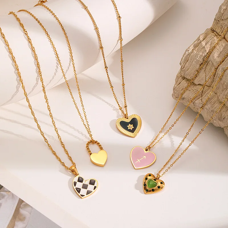 

Cute Women 18K Gold Plated Stainless Steel Heart Pendant Necklace - Sweet Romantic Trendy Jewelry for Daily Wear