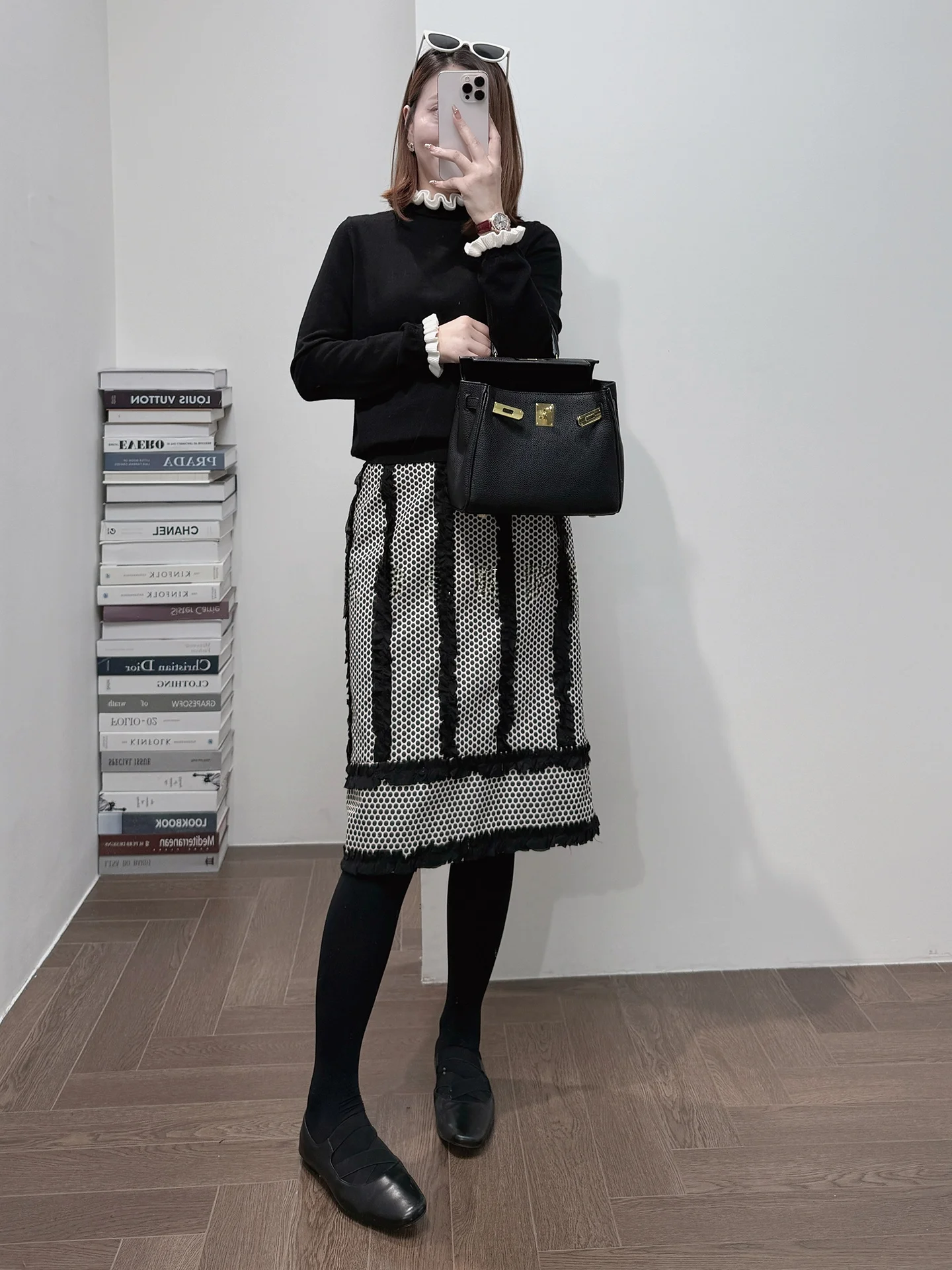 

ST Hand Knitted 260g 00% Merino Fine Spun Wool 60 Yards Double Tead 6 Needle Anti-Ball Anti-Sinkage Wool Sweater