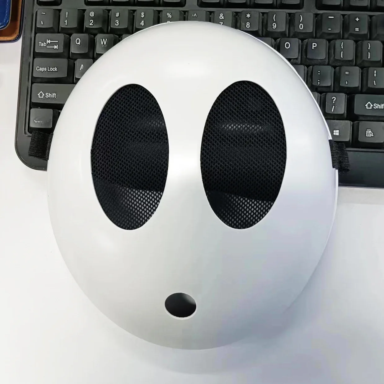 Game Bros Shy Guy Mask Cosplay Funny Halloween Carnival Party Costume Props Unisex Kid Boys Girls Adult Plastick Festival Masks