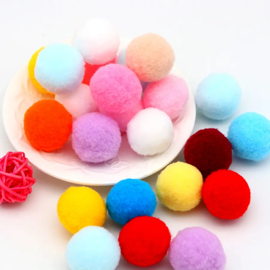 Thumbnail 3 - #70 Compare Decorative Pom-Poms Before You Buy