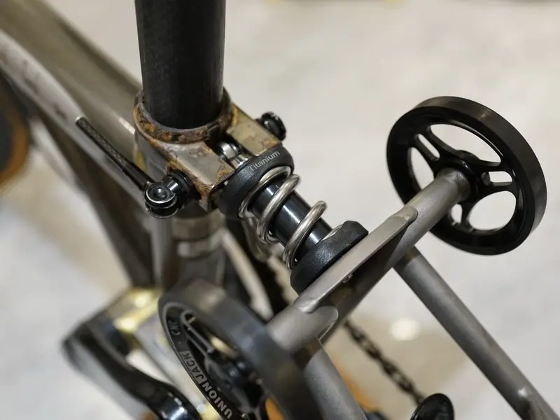 UnionJack Titanium Spring Shock Absorber for Brompton Ultra Light Shock Absorber With Titanium Screws