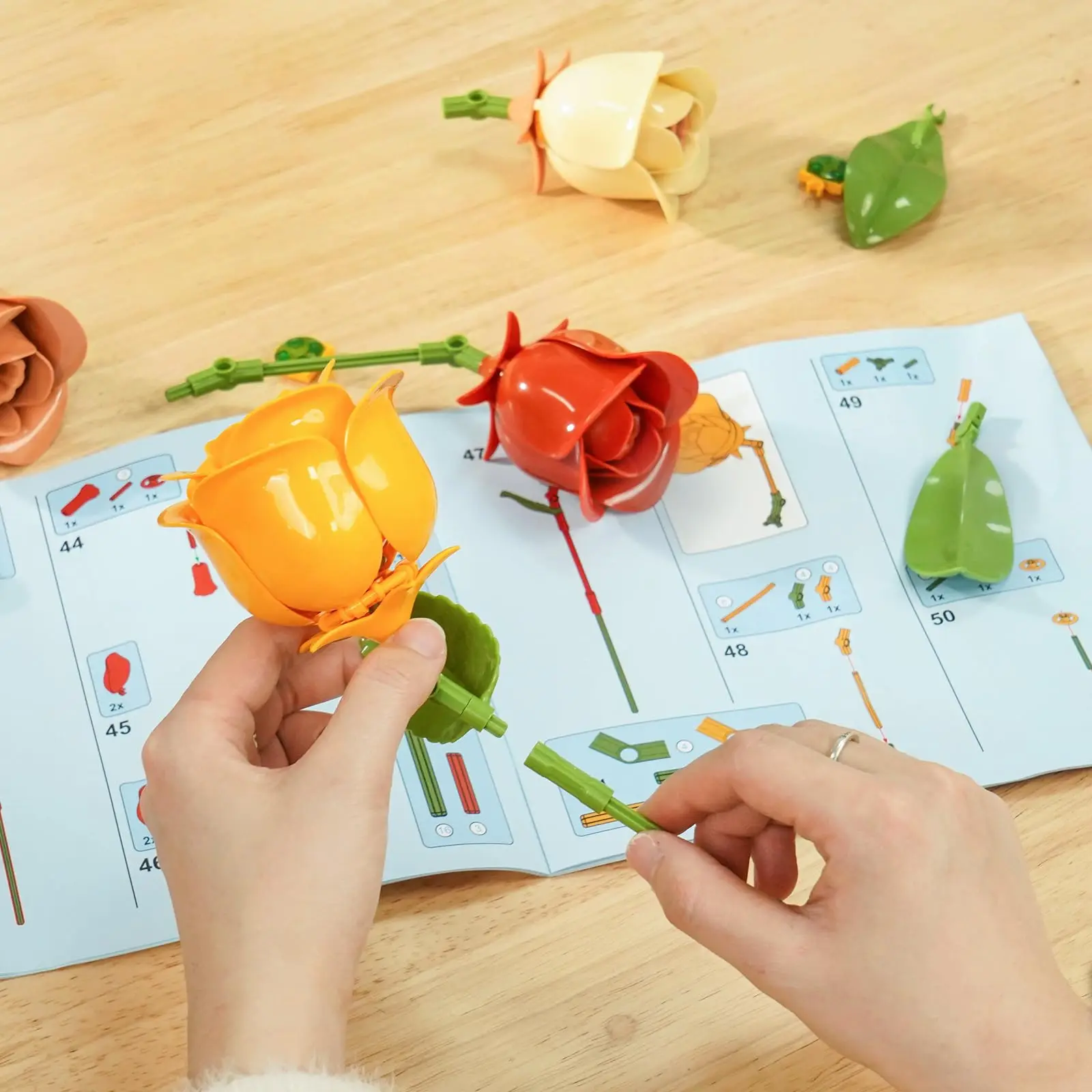 868PCS Rose Bouquet Building Blocks Eternal Flower Vase Bricks Home Decoration Girl Romantic Valentine's Day Gifts Kids DIY Toys