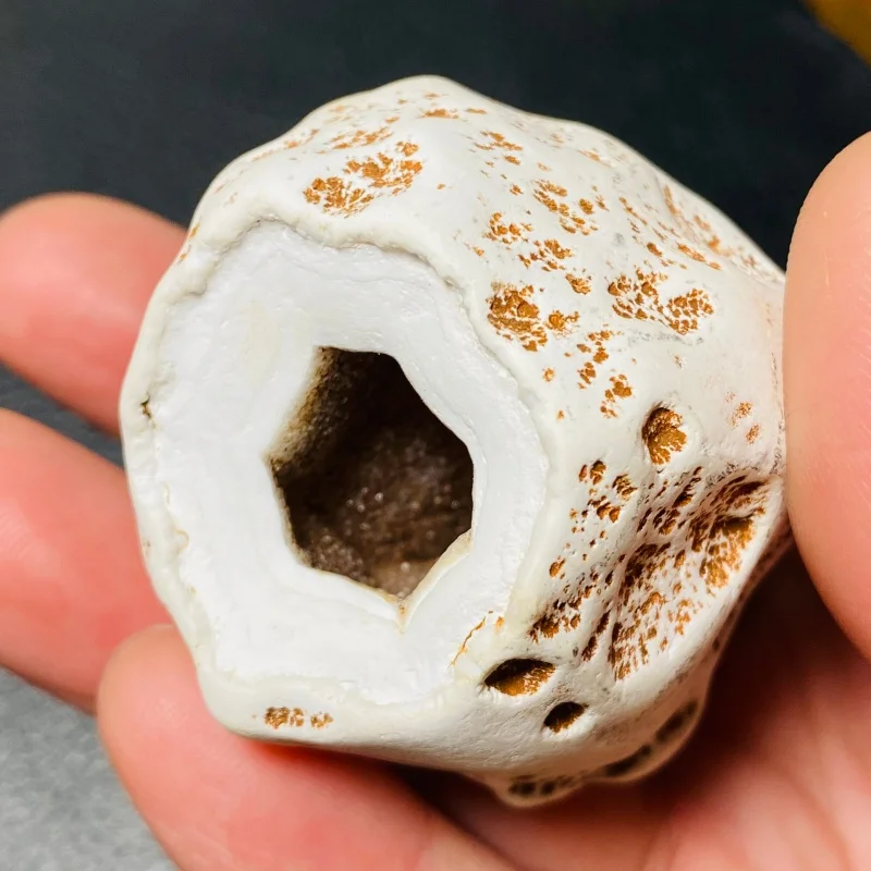 Natural agate crystal cave treasure basin energy storage spiritual energy healing family feng shui decorative item