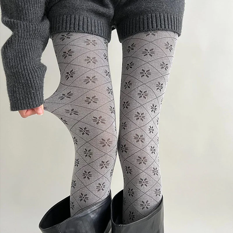 

Женские колготки в стиле ретро с цветочным узором снежинки, зимние полупрозрачные бесшовные толстые термочулки, модные леггинсы