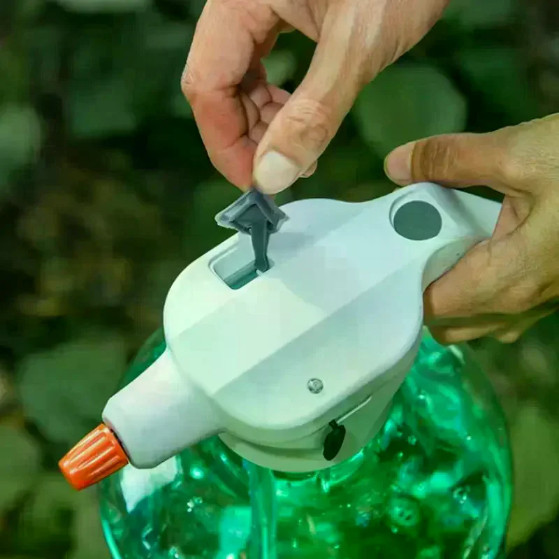 Electric Watering Kettle 3L Two Spray Modes/C-Interface Charging Adjustable Sprinkler Cleaning Disinfecting Sprayer Gardening