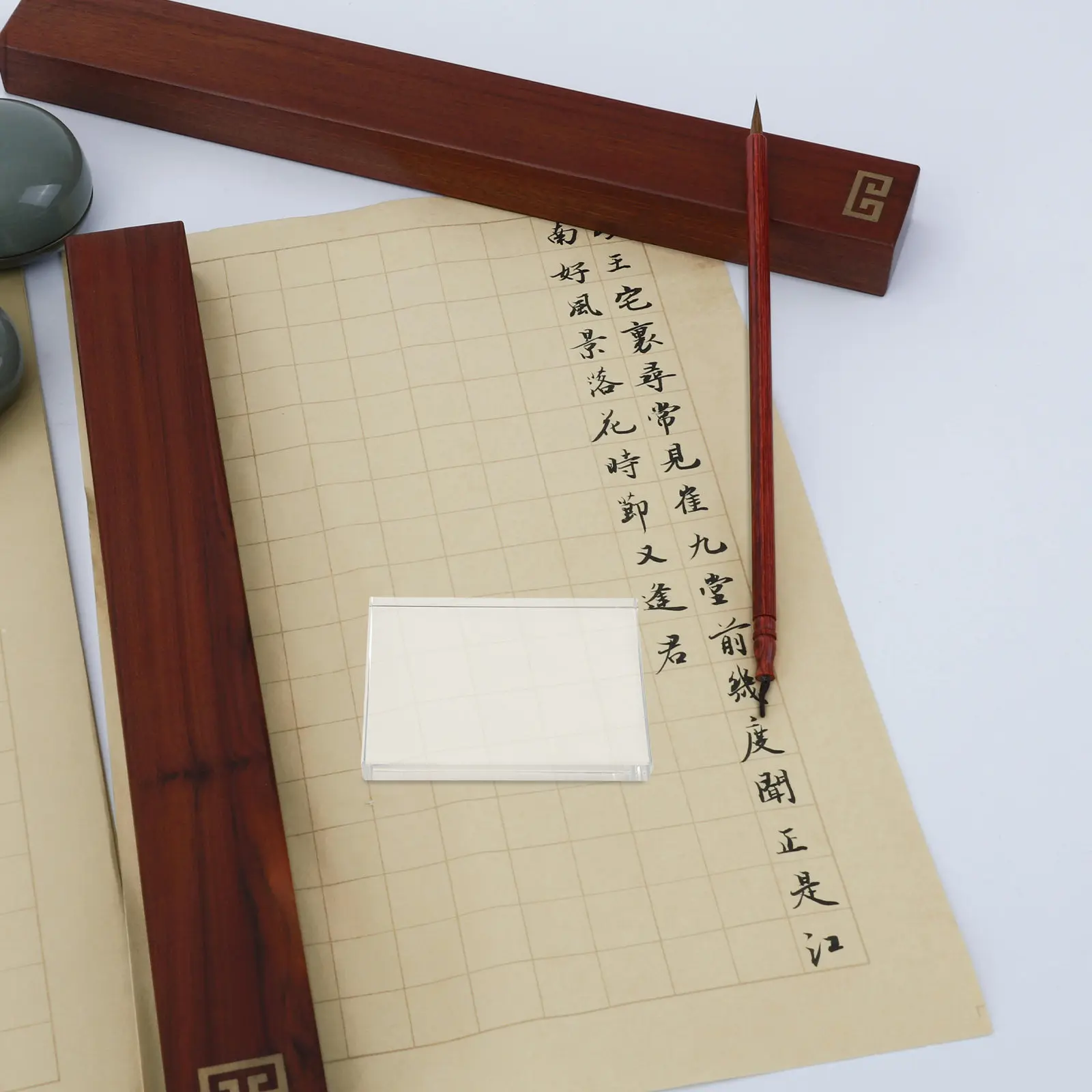 

Прозрачный квадратный стеклянный пресс-папье из хрусталя для декора рабочего стола дома и офиса, для организации документов и каллиграфии, декоративный элемент