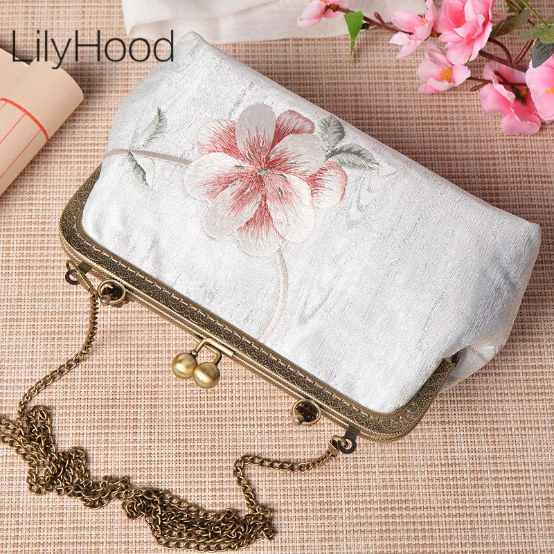 Female Oriental Vintage Floral Embroidery Clasp Hanfu Side Sling Shoulder Bag 2024 Chinese Traditional Small Mini Phone Handbag