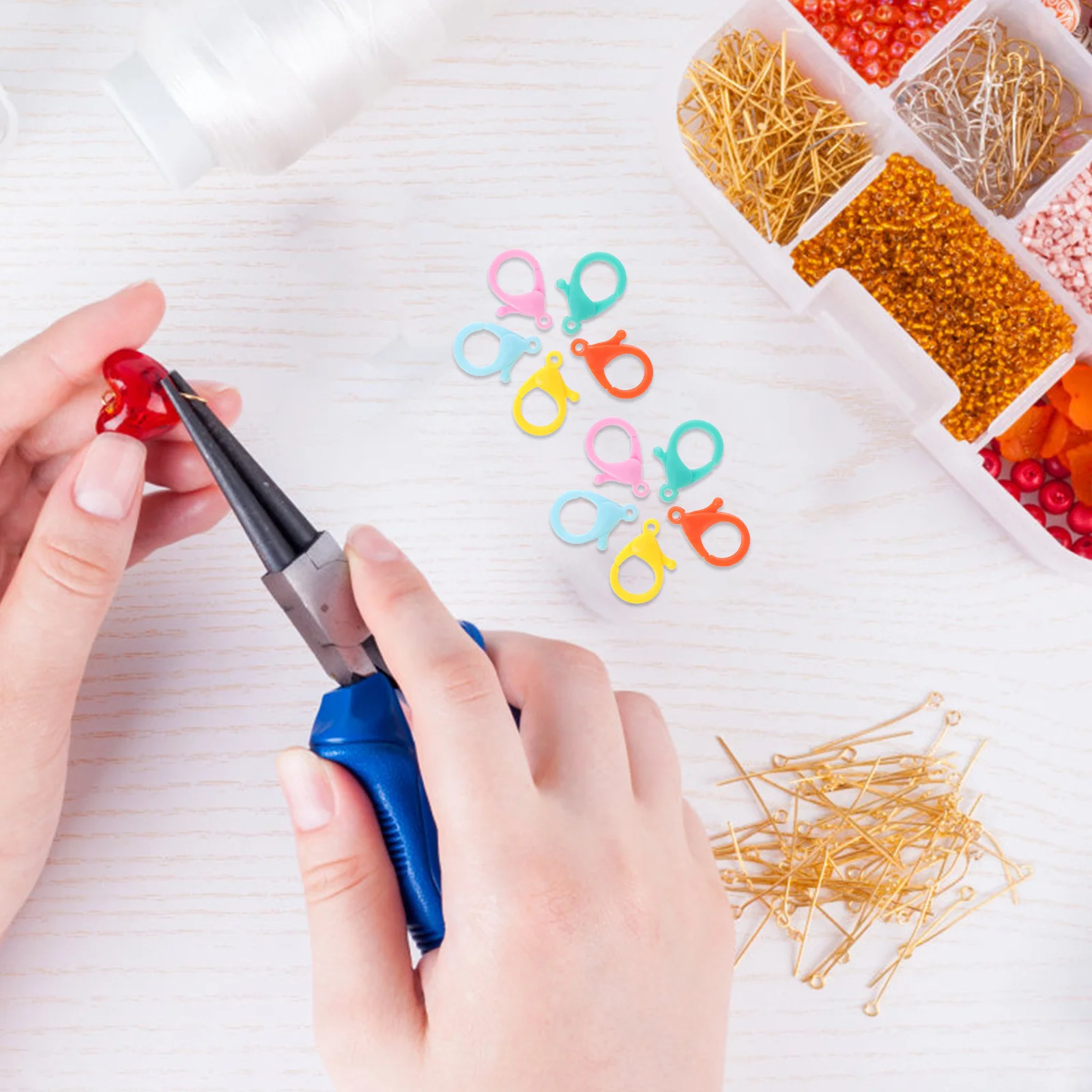 

50Pcs Plastic Lobster Clasp Simple Beautiful Secure Closure for DIY Jewelry Making String Fastener Craft Projects Supplies