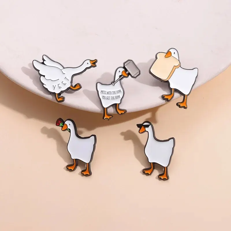 Creative Cartoon Animal Shape Brooch Personalized Cute Little Animal Swan Duck Series Clothing Bag Badge Accessories