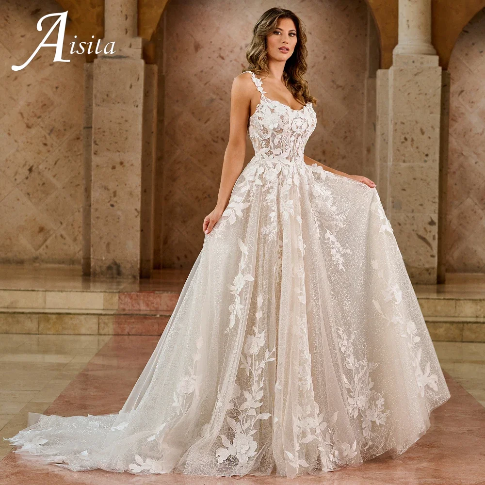 Trendy Spaghetti Straps Wedding Dress A-Line Sleeveless Lace up Chapel Train Lace Appliques Backless Abito Da Sposa Customized