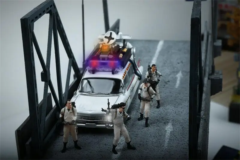 (الطلب المسبق) مجموعة شخصيات DBM 1:64 Ghostbusters 4