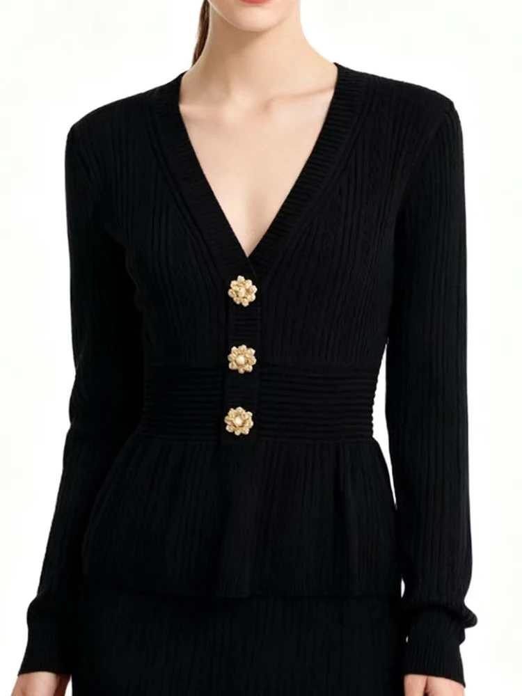 

High Quality Fall Winter Fashion Black Sweater Pullover Women Elegant Temperament Long Sleeve V-neck All-match Knit Tops Ladies