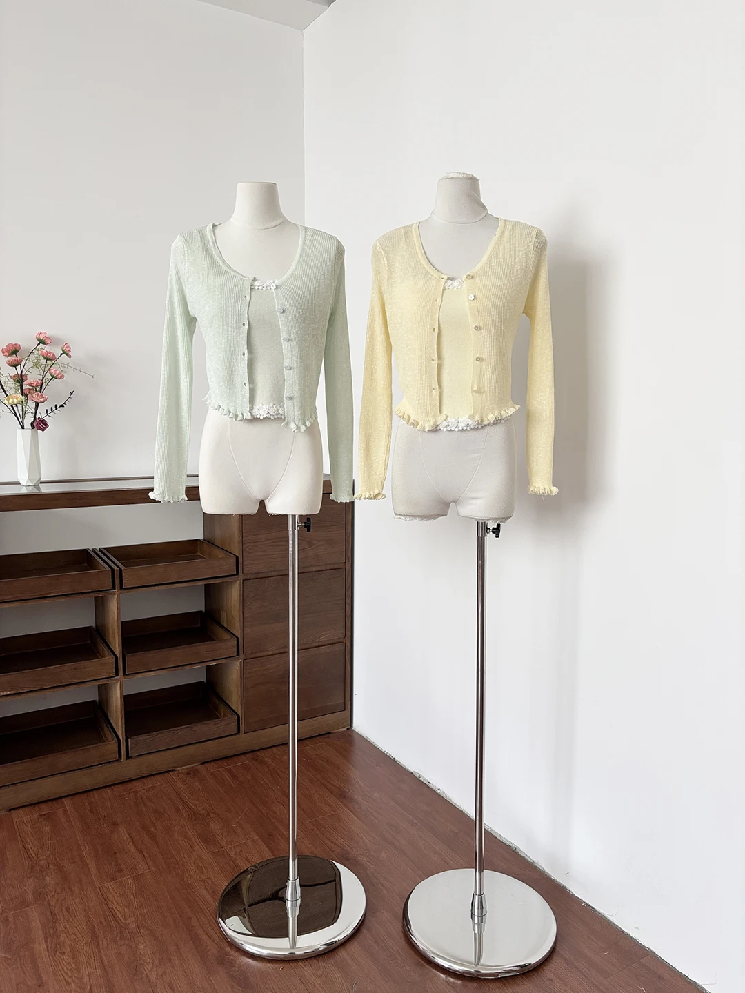 

Spring Summer 2026 New Fashion Pure Color Knitted Open Cardigan Elegant Lace Trim Camisole Women's Long Sleeve Polyester Fiber